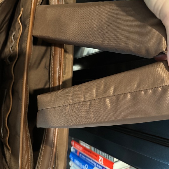 RARE Coach British Tan Portfolio Thompson Briefcase J0669-F06455 - Picture 8 of 16